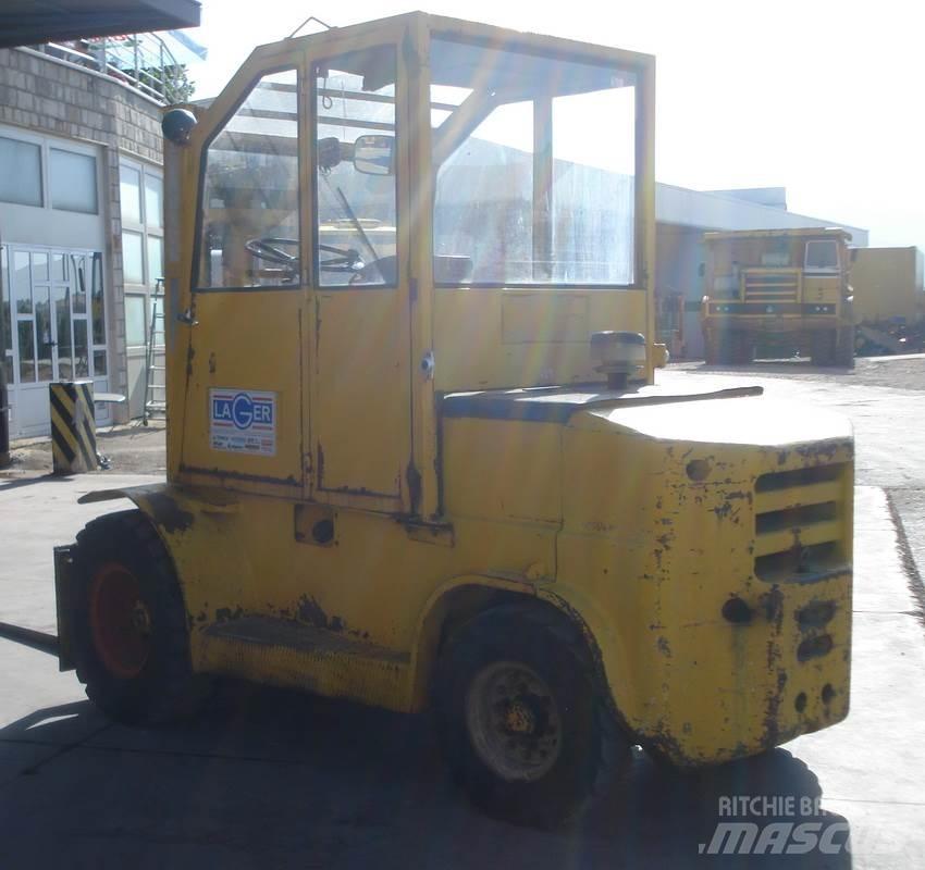 Fenwick DBPJ-405  92 Dizel forkliftler