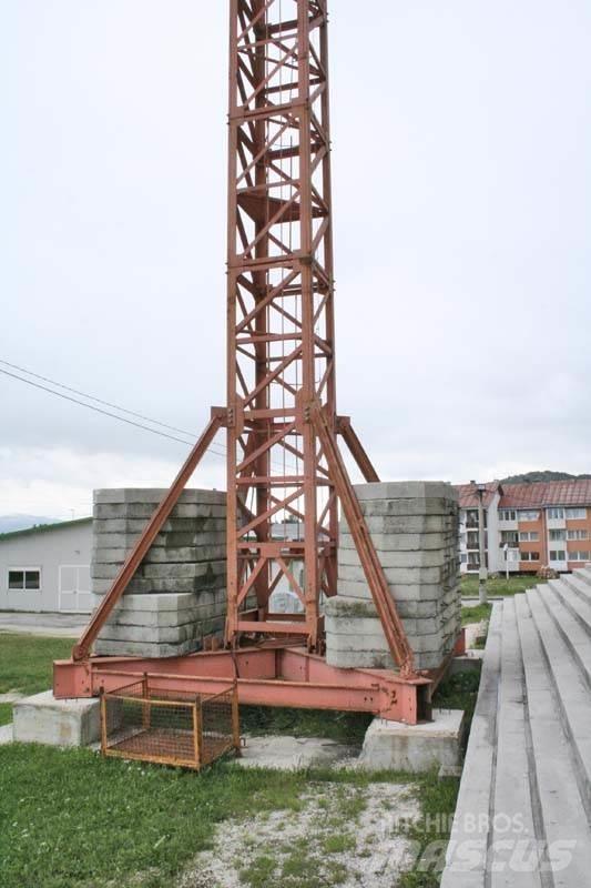 Fering F42-13 Kule vinçler