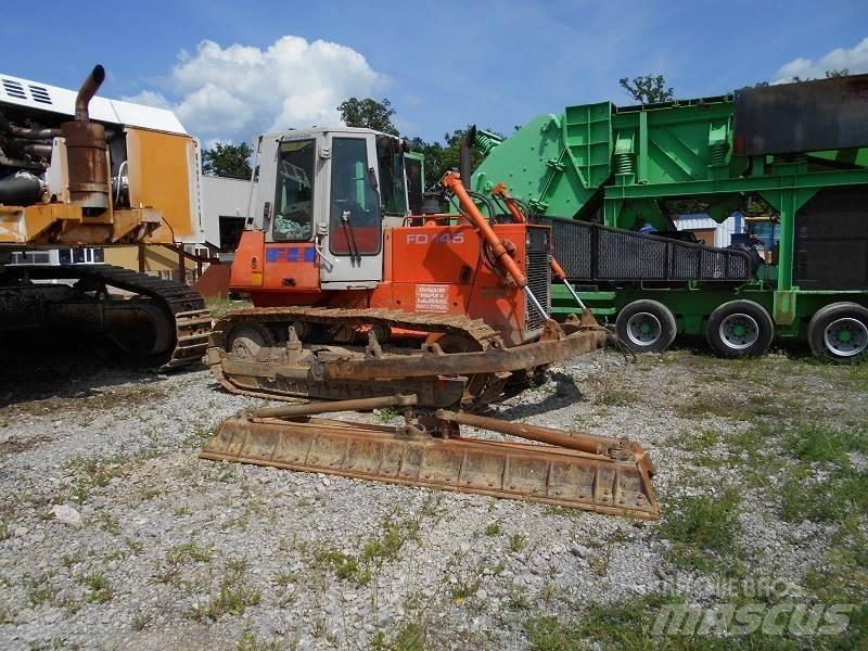 Fiat-Hitachi FD-145-1T Paletli dozerler