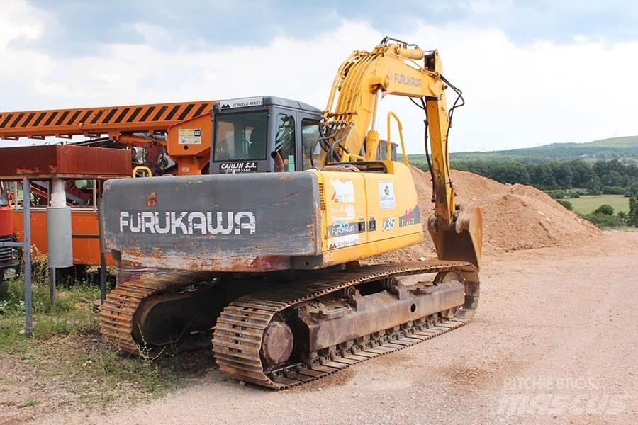 Furukawa 735LS Paletli ekskavatörler