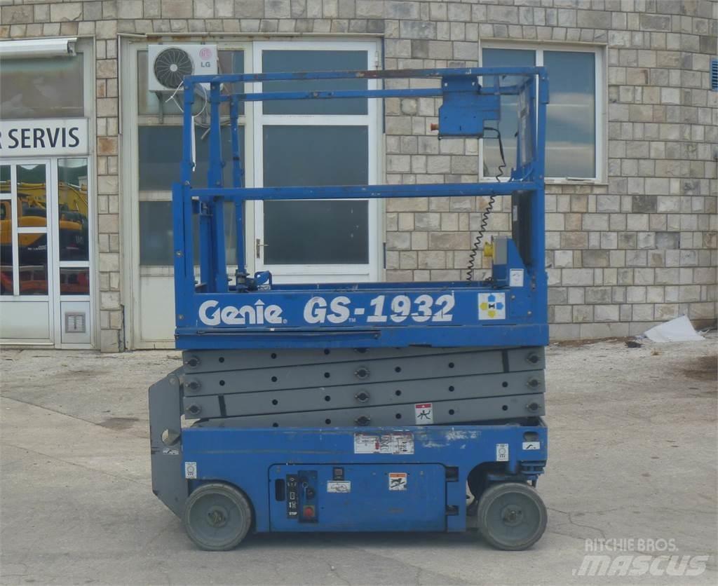 Genie GS 1932 Körüklü personel platformları