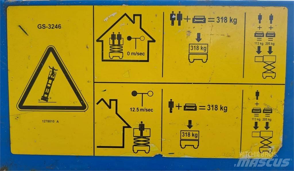 Genie GS3246 Körüklü personel platformları