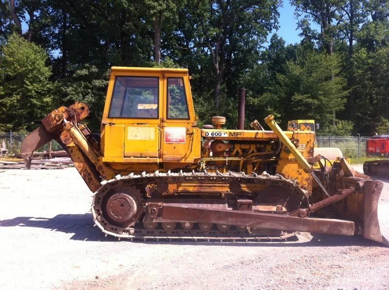 Hanomag D600 Paletli dozerler