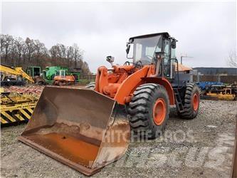 Hitachi ZW220 Tekerlekli yükleyiciler