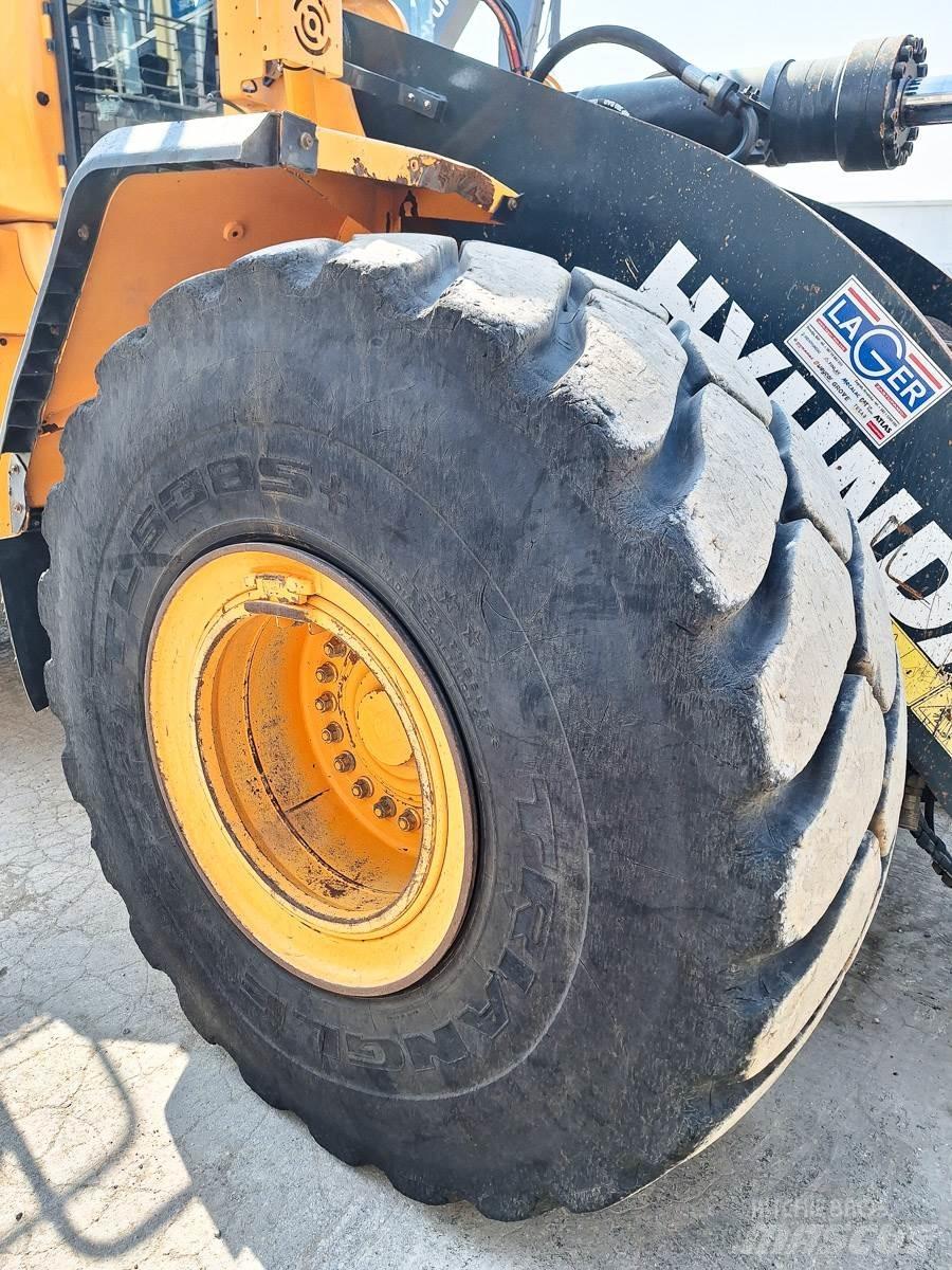 Hyundai HL970A Tekerlekli yükleyiciler