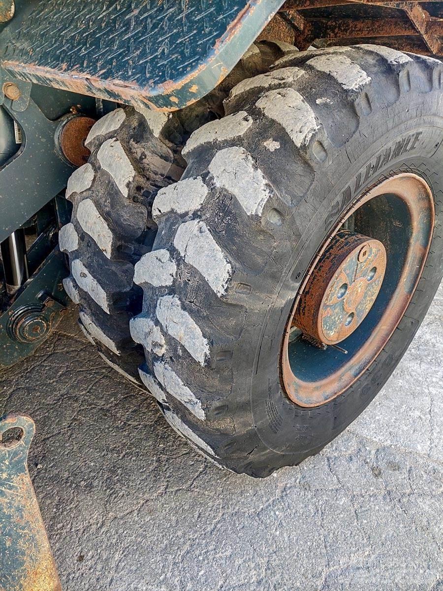 Hyundai HW160 Lastik tekerli ekskavatörler