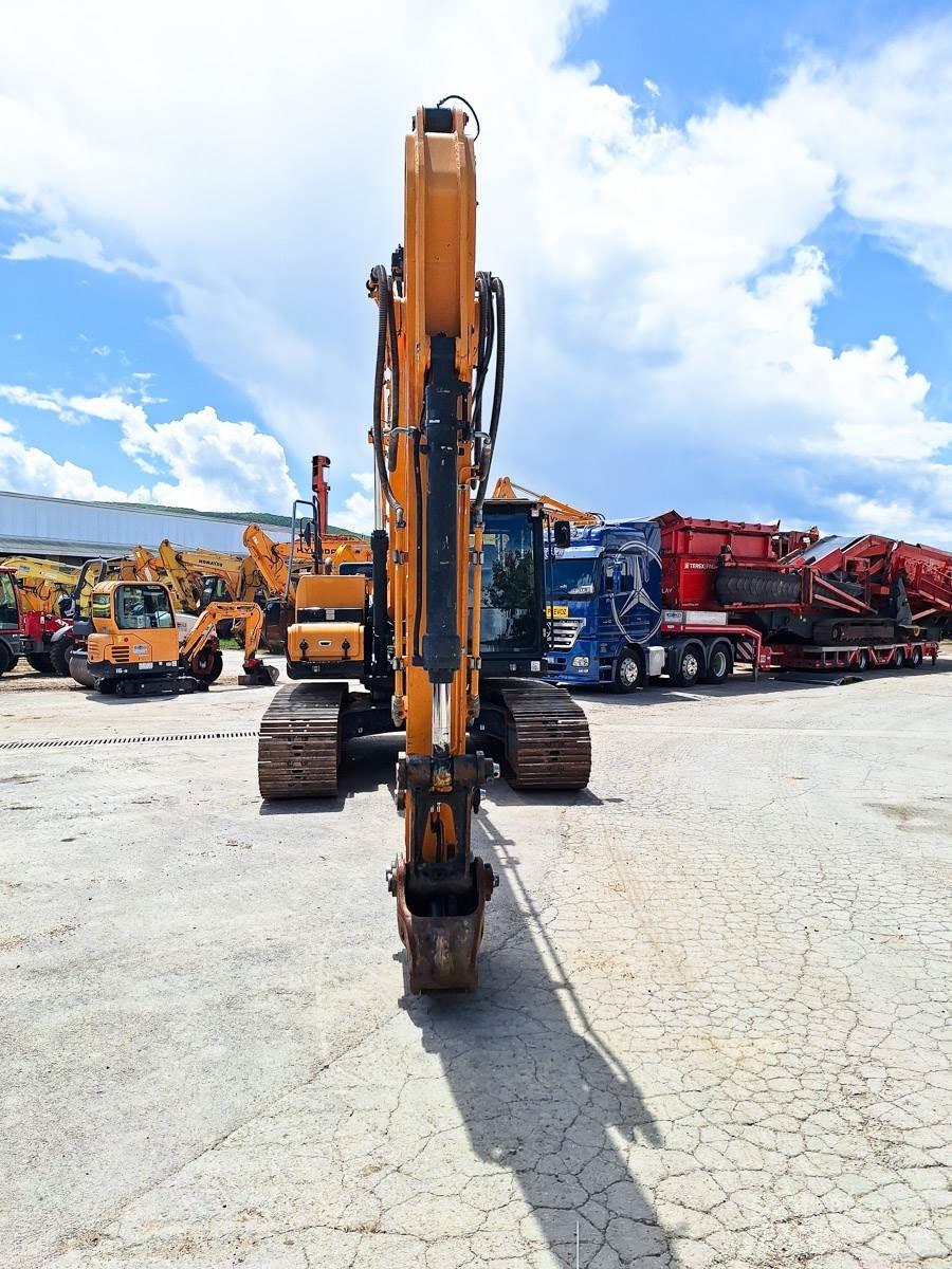 Hyundai HX220L Paletli ekskavatörler