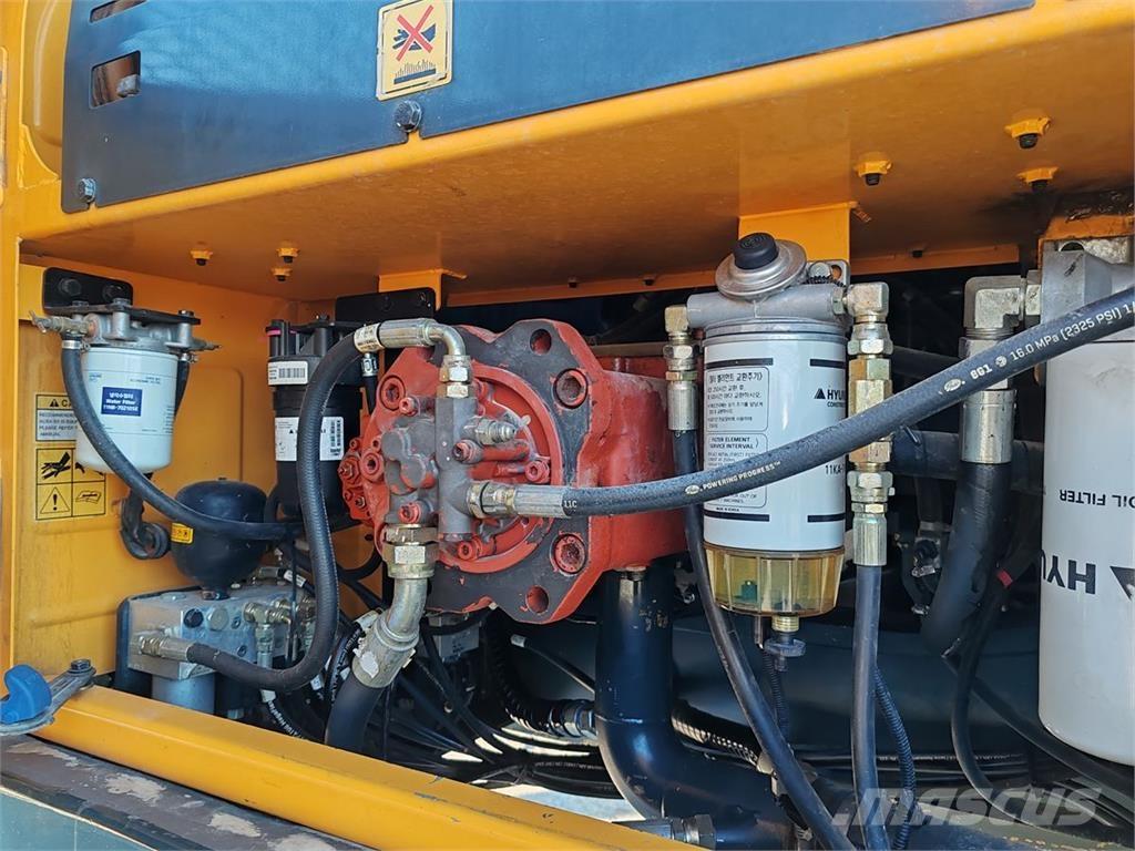 Hyundai HX330L Paletli ekskavatörler