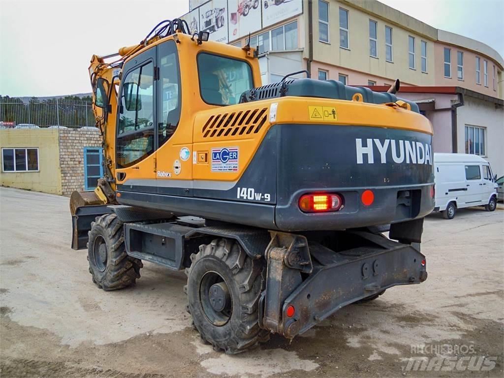 Hyundai R140W-9 Lastik tekerli ekskavatörler