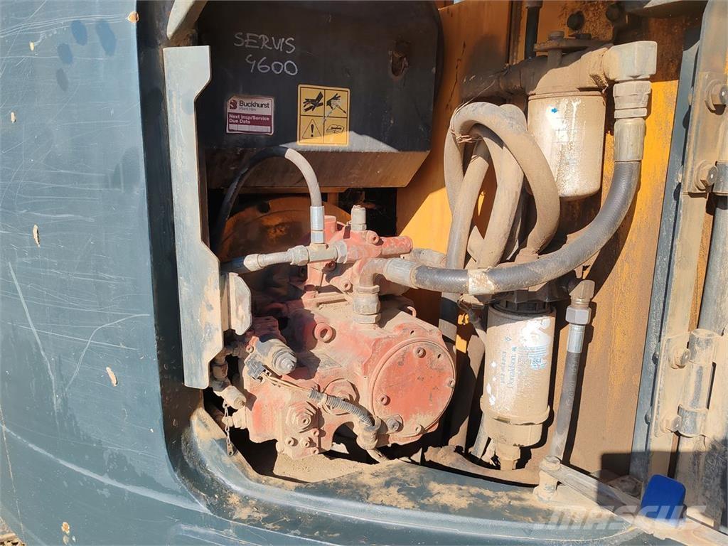 Hyundai R145LCR-9 Paletli ekskavatörler