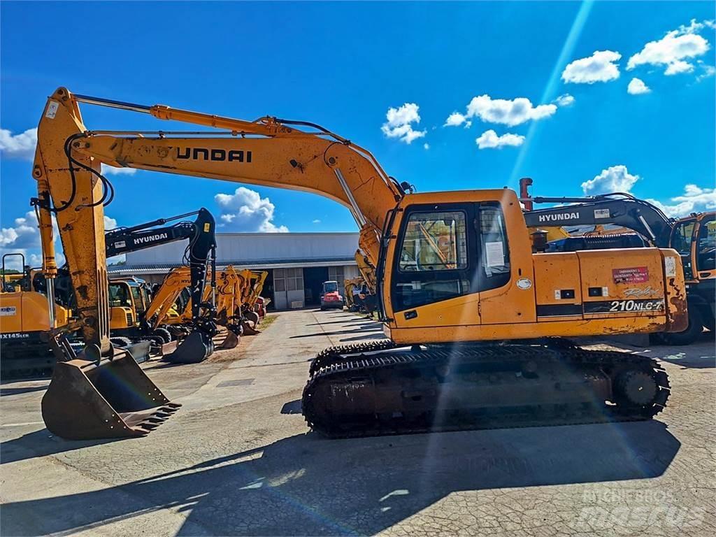 Hyundai R210NLC-7 Paletli ekskavatörler