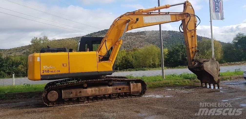 Hyundai R210NLC-7A Paletli ekskavatörler
