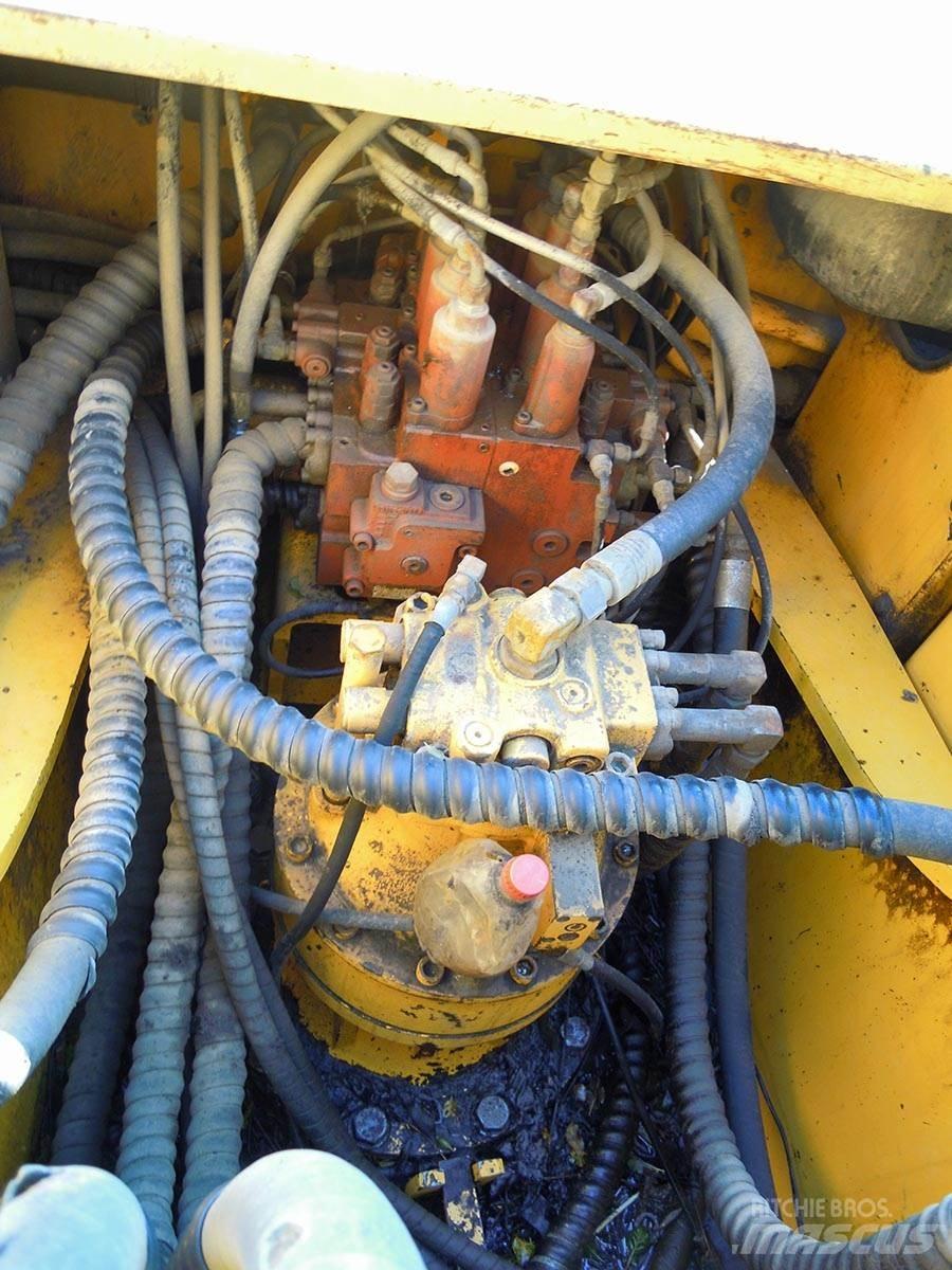 Hyundai R250NLC-7 Paletli ekskavatörler