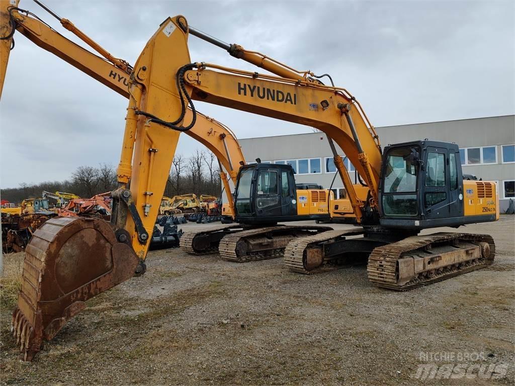 Hyundai R250NLC-7A Paletli ekskavatörler