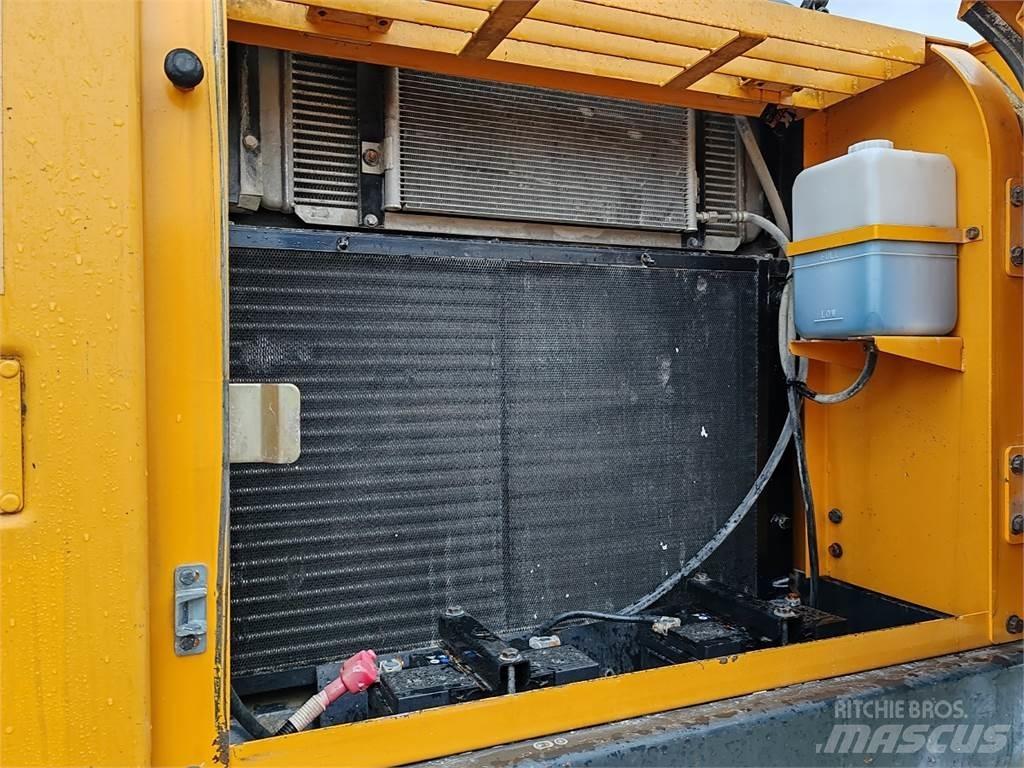 Hyundai R250NLC-7A Paletli ekskavatörler