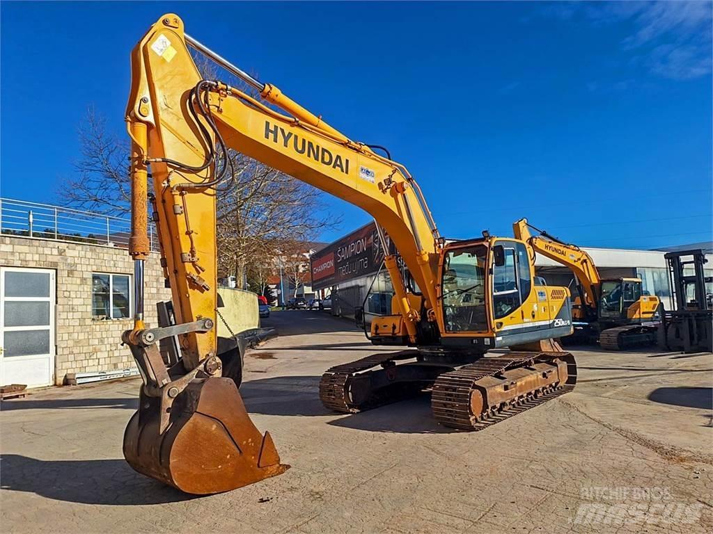 Hyundai R250NLC-9 Paletli ekskavatörler
