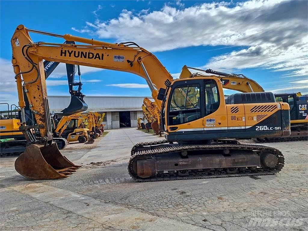 Hyundai R260LC-9A Paletli ekskavatörler