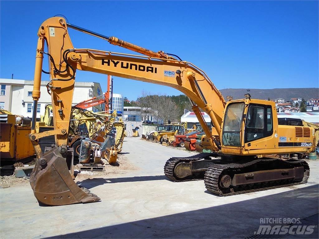 Hyundai R320NLC-7A Paletli ekskavatörler