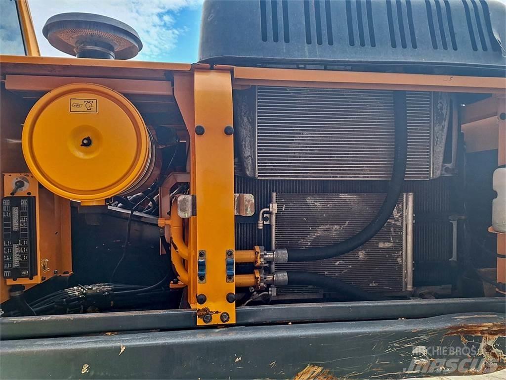 Hyundai R330LC-9 Paletli ekskavatörler
