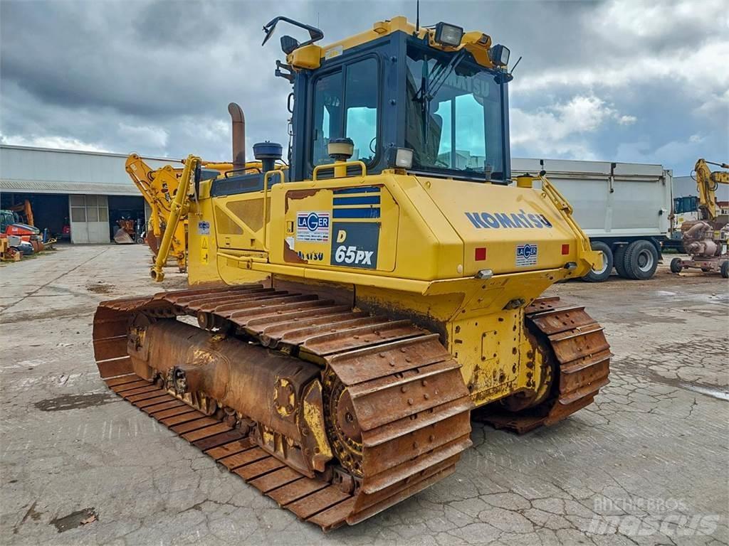 Komatsu D65PX-17 Paletli dozerler