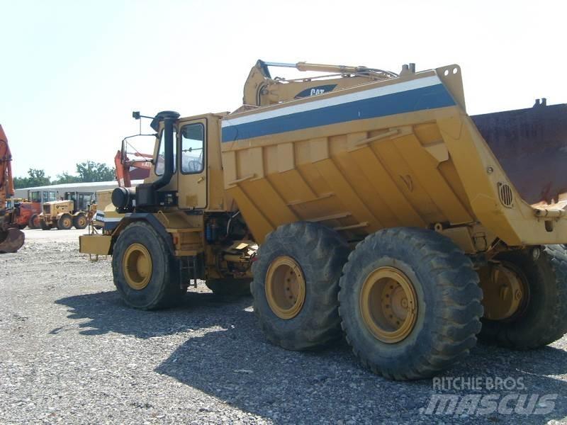 Komatsu HA270-3 Belden kirma kaya kamyonu