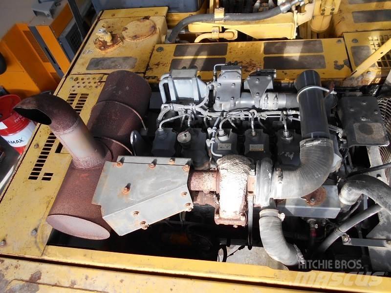 Komatsu PC450LC-7K Paletli ekskavatörler