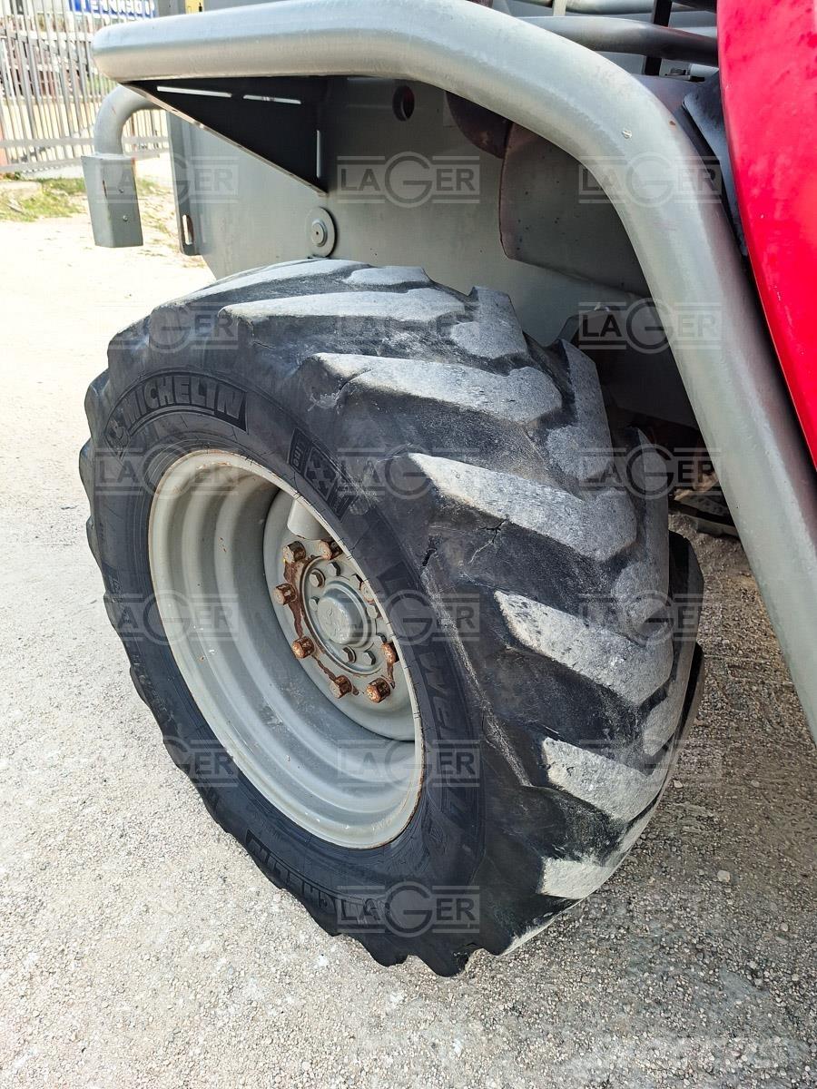 Merlo P40.17 LOX Teleskopik yükleyiciler