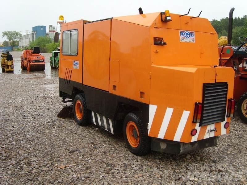 Mfh 2100D Süpürme kamyonları