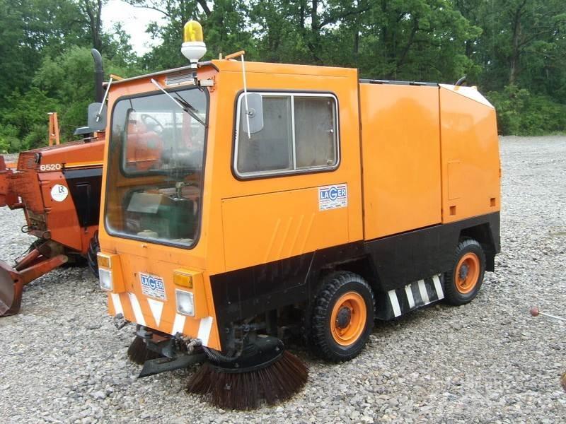 Mfh 2100D Süpürme kamyonları
