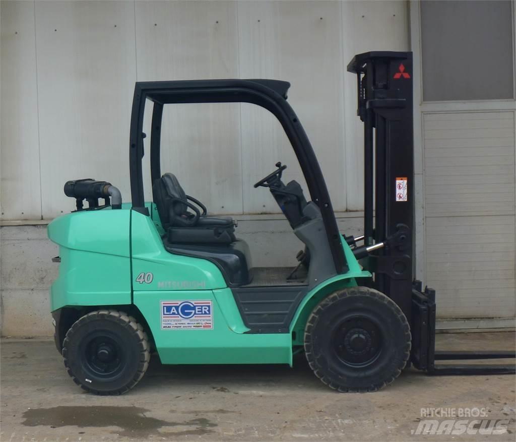 Mitsubishi FD40N Dizel forkliftler