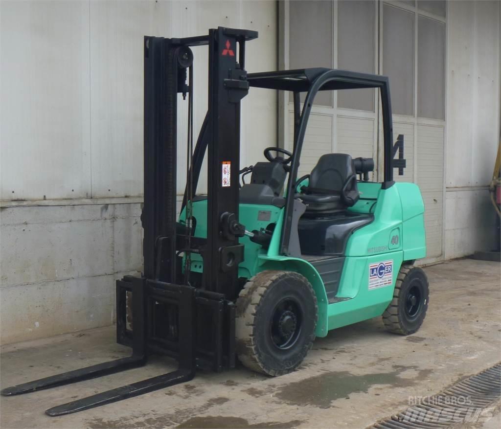 Mitsubishi FD40N Dizel forkliftler