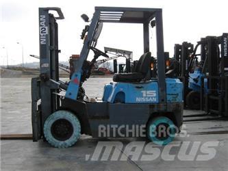 Nissan NJ01A15 LPG'li forkliftler