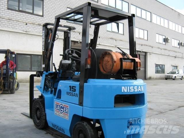 Nissan NJ01A15 LPG'li forkliftler