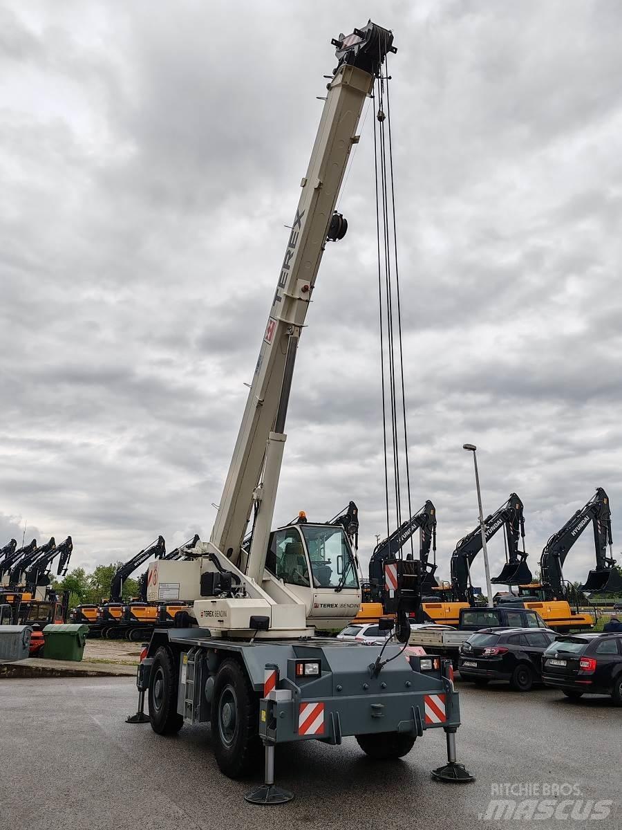 Terex RC30 Arazi Tipi Vinçler (RT)