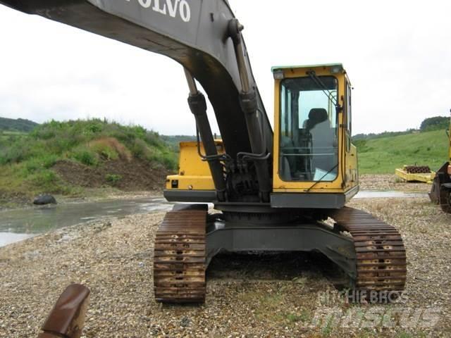 Volvo EC 340 Paletli ekskavatörler