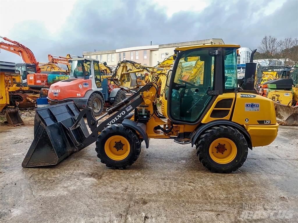 Volvo L25F Diger