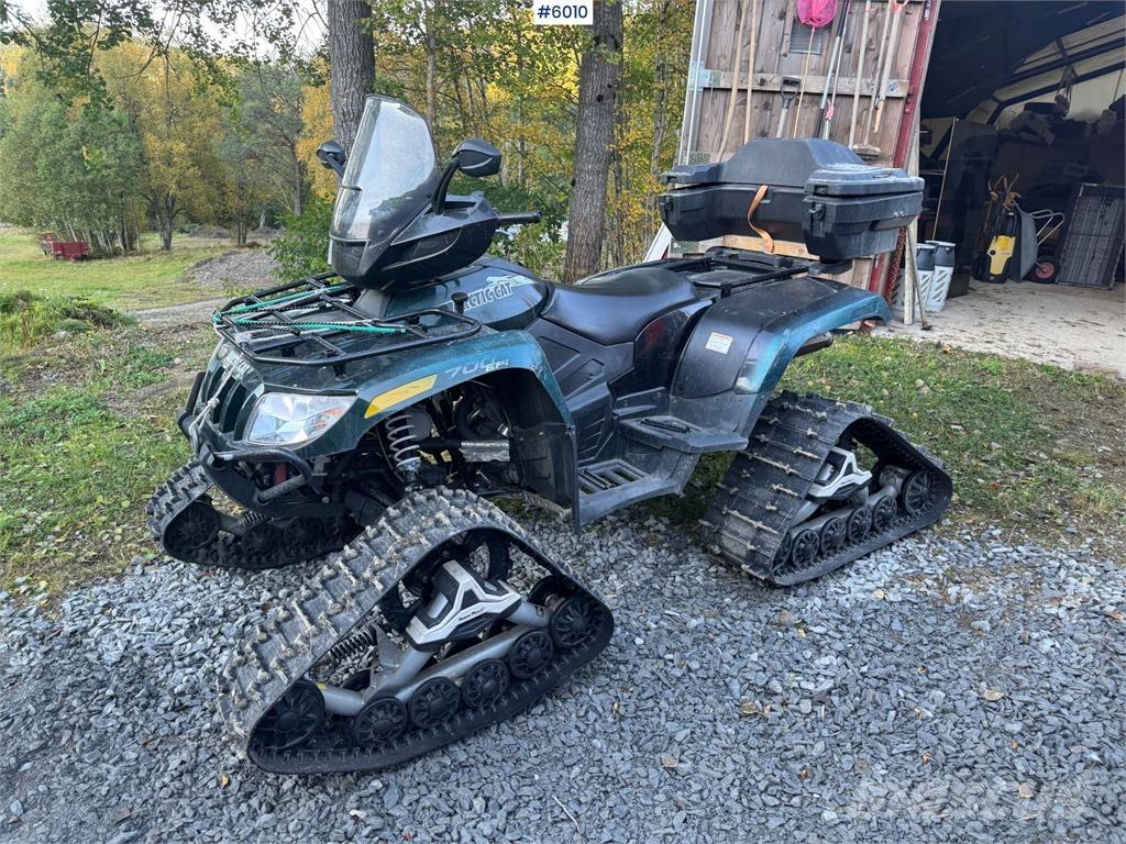 Arctic Cat 700 ATVler