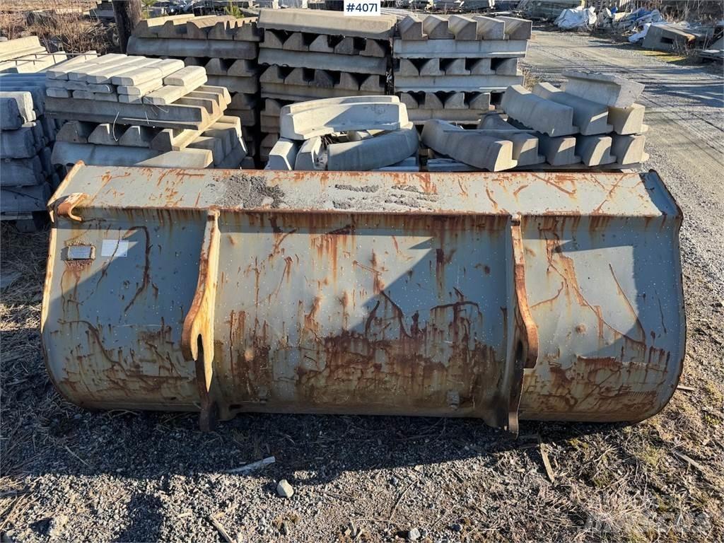 Atlas 65 Tekerlekli yükleyiciler