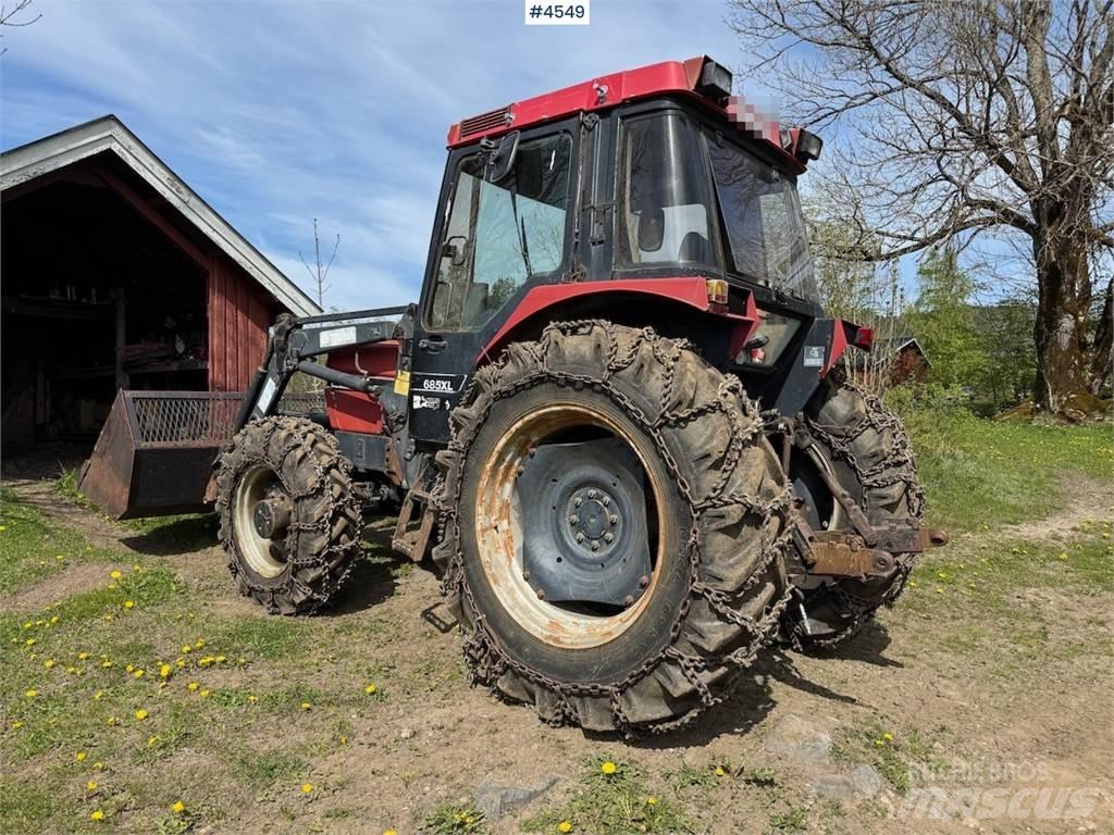 CASE 685 XL Traktörler