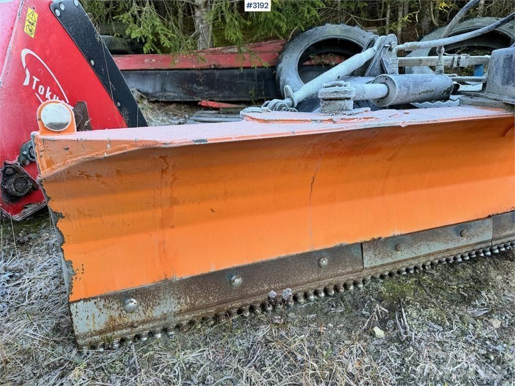 FMG Bakskjær Diger kar ve yol makinalari