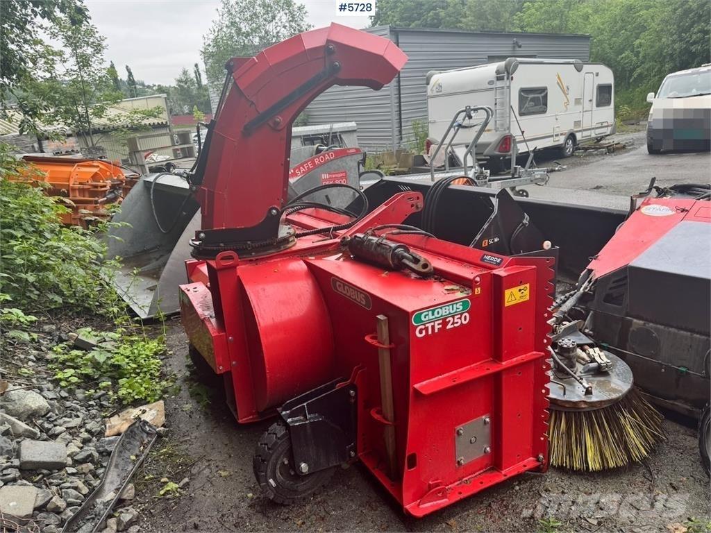 Globus GTF 250-19 Kar küreme biçaklari