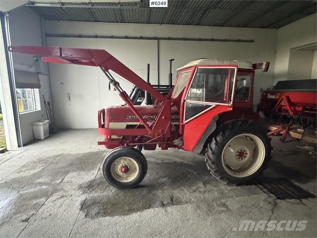 International 444 Traktörler