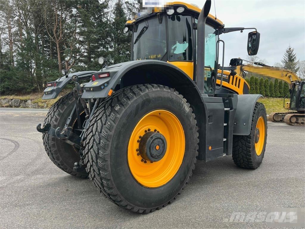 JCB Fastrac 8330 Traktörler
