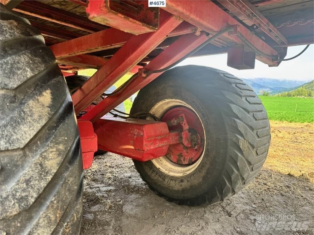 JF pickupvogn Diger hasat ve söküm makinaları