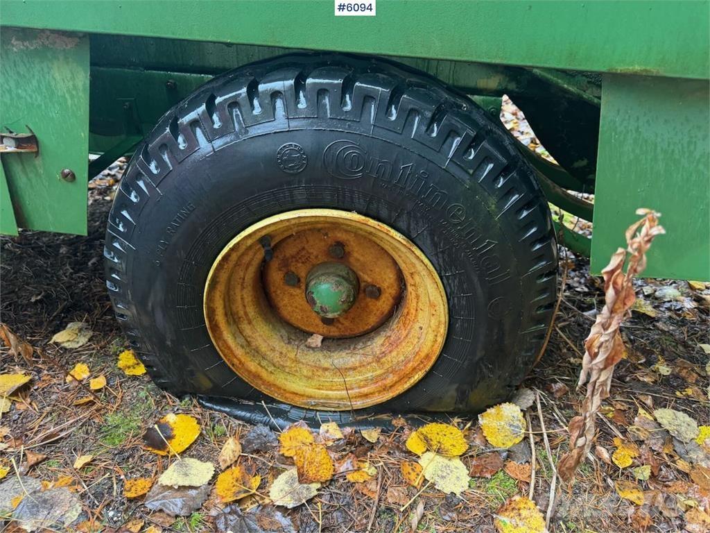 John Deere 332 Diger hasat ve söküm makinaları