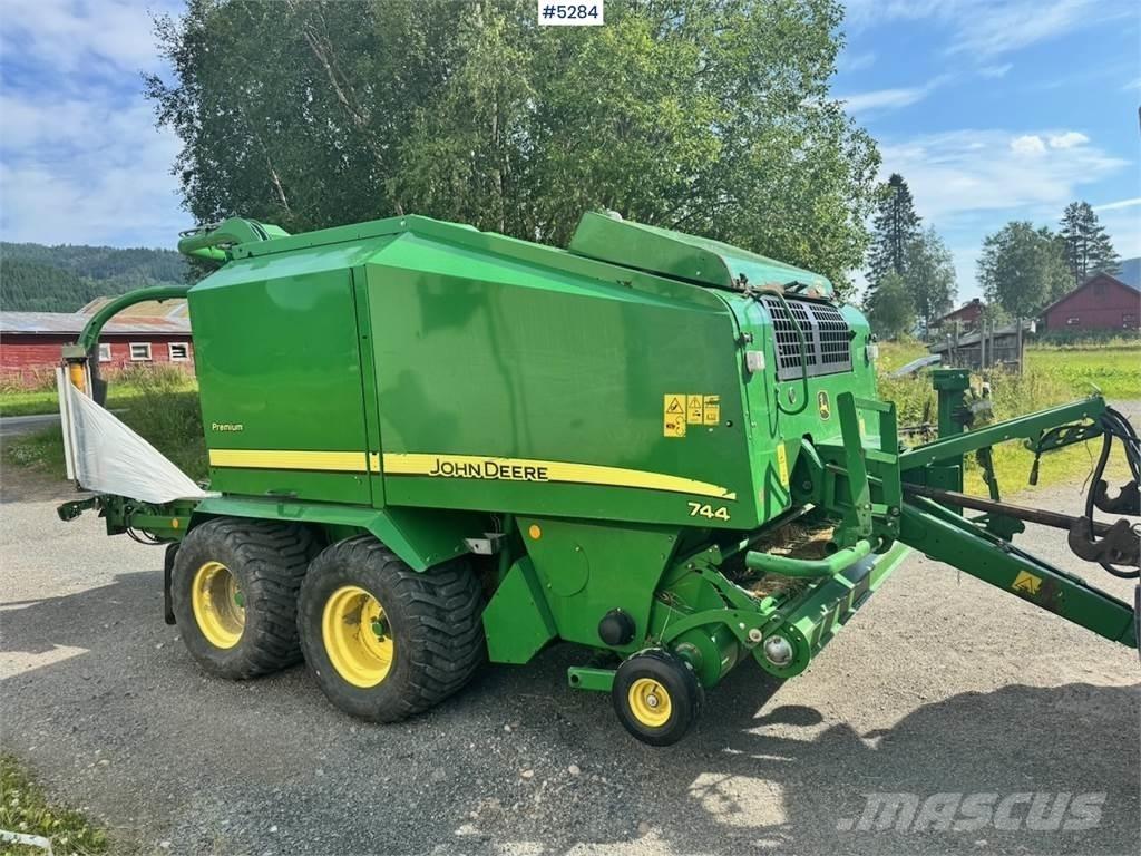 John Deere 744 Diger hasat ve söküm makinaları