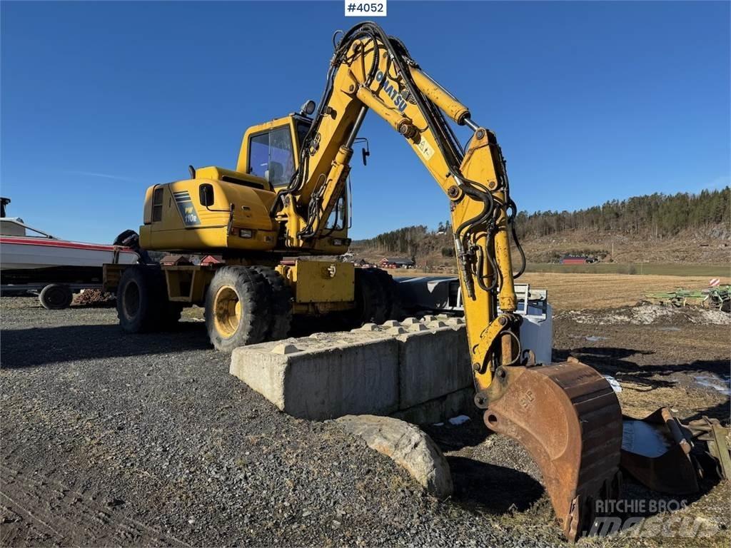 Komatsu PW 110R Paletli ekskavatörler