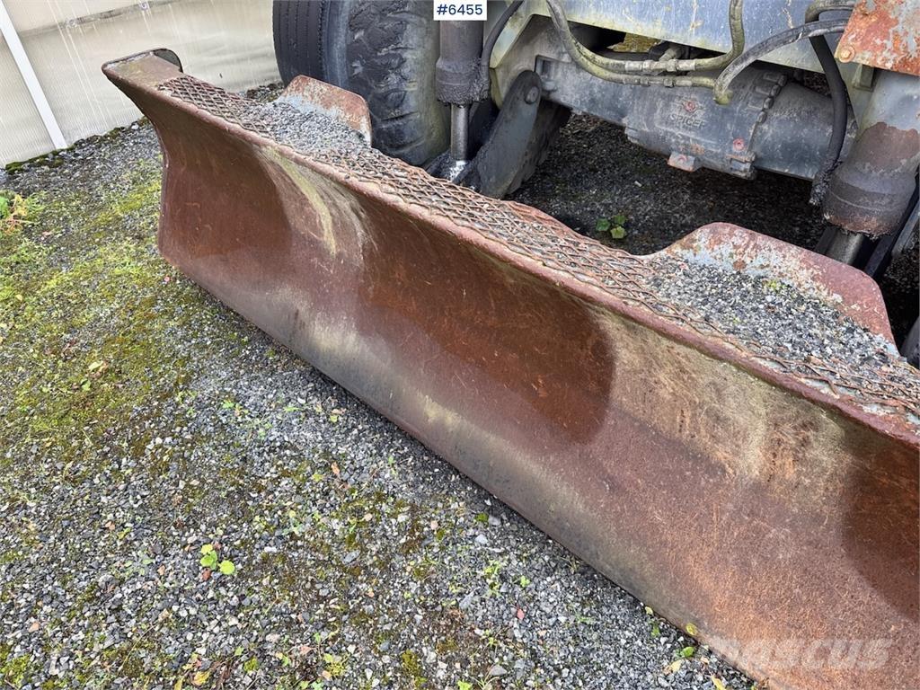 Liebherr 312 Paletli ekskavatörler