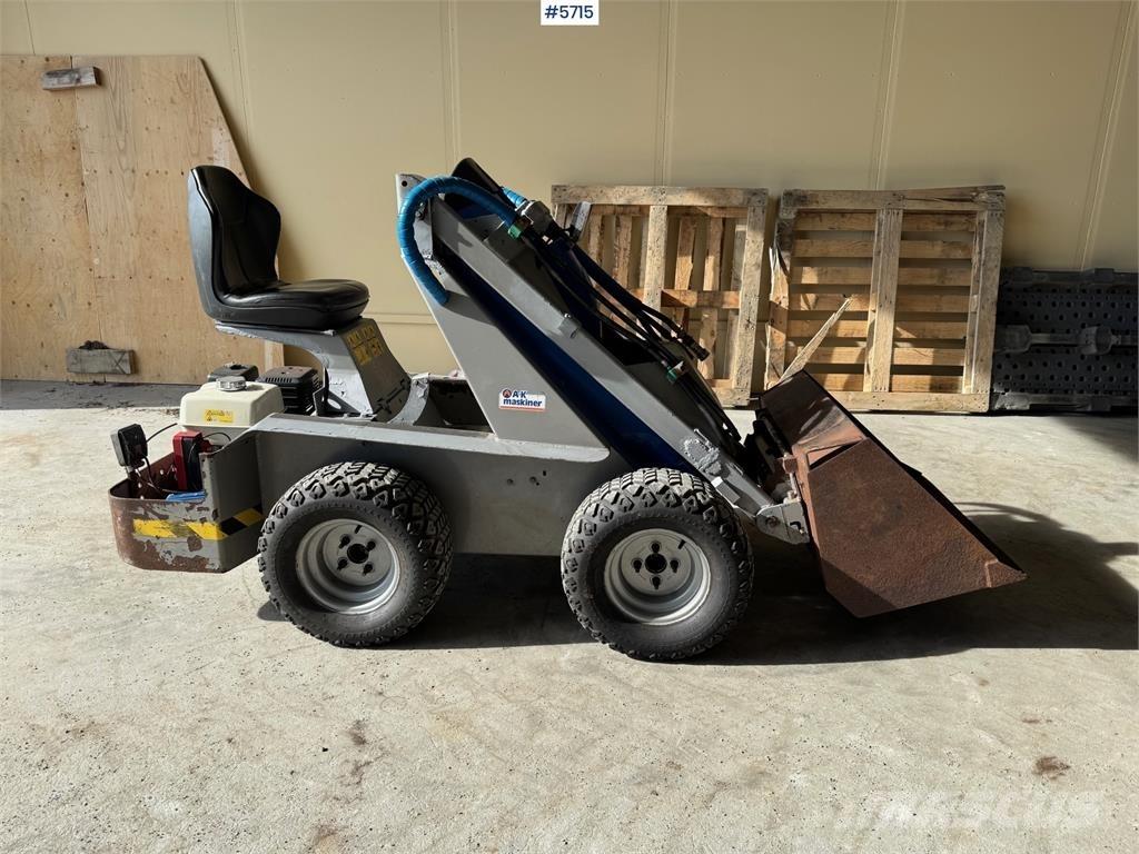 Multione F14B Çok amaçlı yükleyiciler