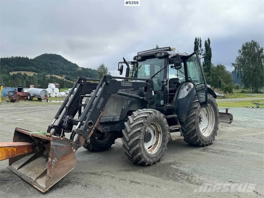 Valtra M120-4 Traktörler